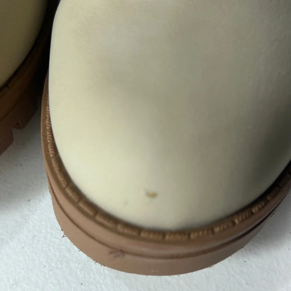 LC Lauren Conrad Alexi Taupe Ankle Boots Womens 7‎ Memory Foam Lug Sole